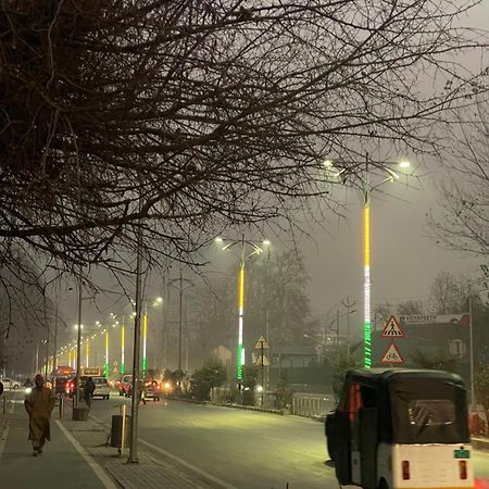 فندق New Manhattan Srīnagar المظهر الخارجي الصورة